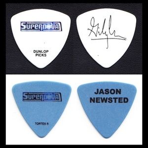 SIGNED Guitar Picks Gilby Clarke + Jason Newsted